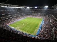 孙铭徽赛点兑现，拜仁慕尼黑淘汰阿森纳晋级四强，主帅激动落泪