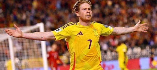 包含多特蒙德开场5分钟连进两球，德布劳内防线形同虚设！的词条